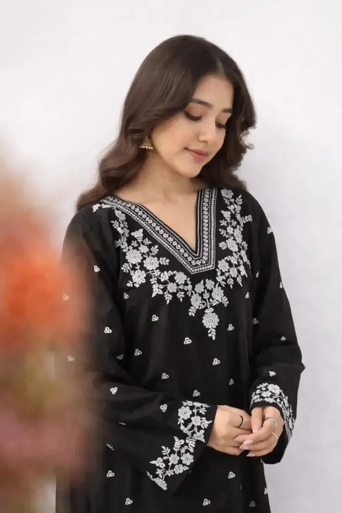 UNSTITCH SUIT DHANAK STUFF 2PC COLLECTION